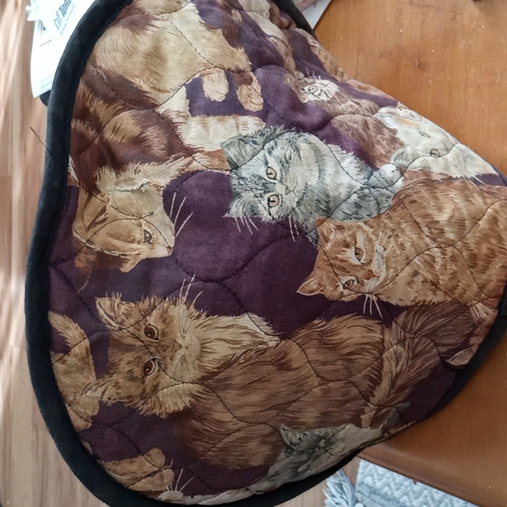 Cats Tea Cozy Brown Trim